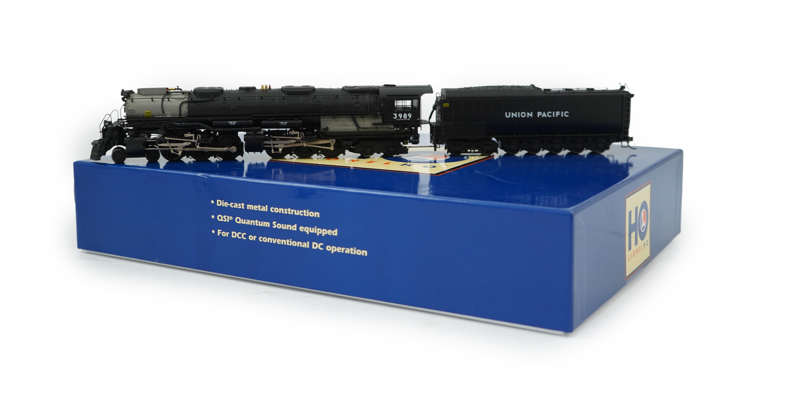 A boxed HO gauge Lionel (6-58001) model of Union Pacific Challenger, 3989, 4-6-6-4 tender locomotive, powered for two rail operation.